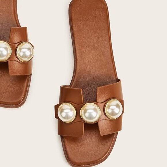 Pearl Square Sandals